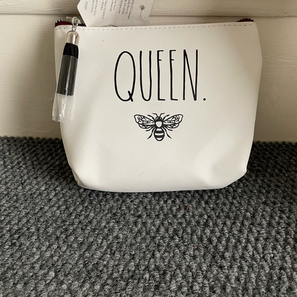 Rae Dunn clutch - Picture 2 of 3